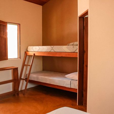 Family Guest House Velha Boipeba Bagian luar foto