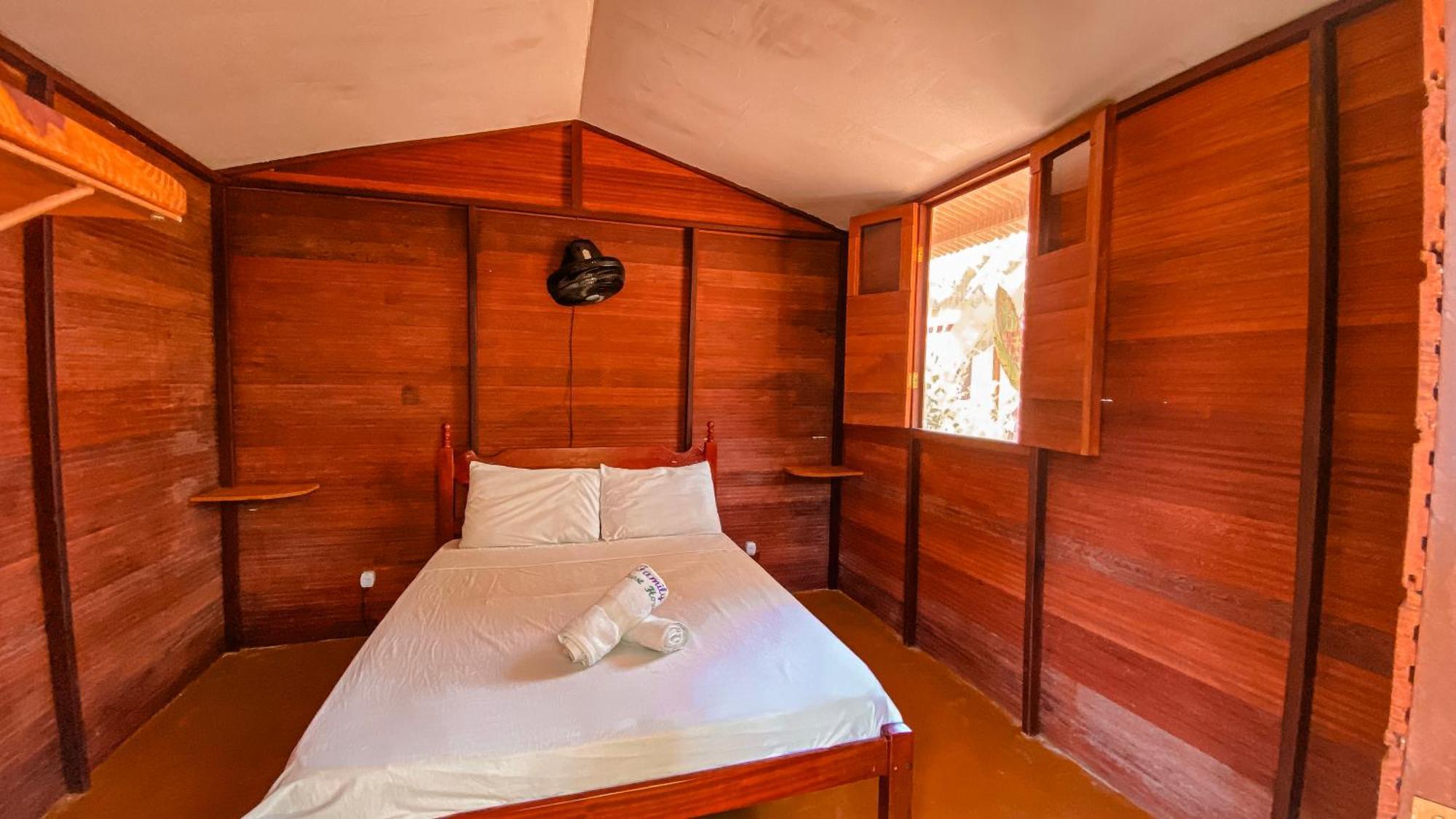 Family Guest House Velha Boipeba Bagian luar foto