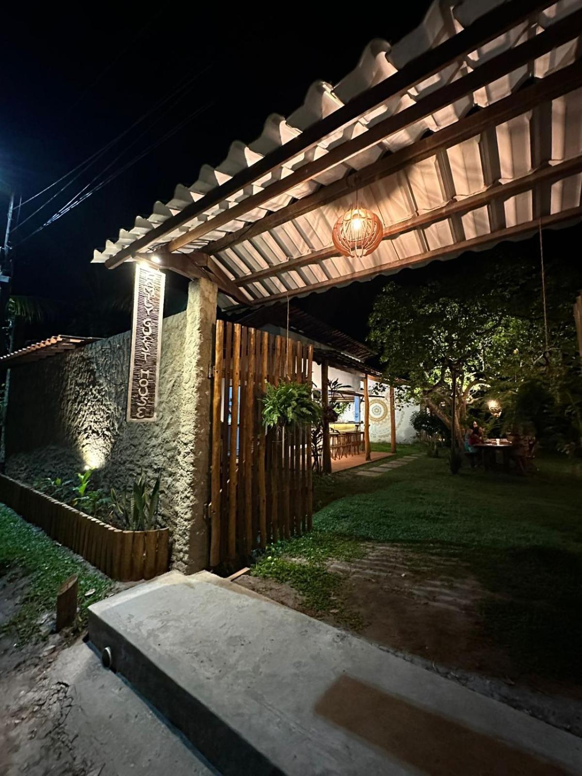 Family Guest House Velha Boipeba Bagian luar foto